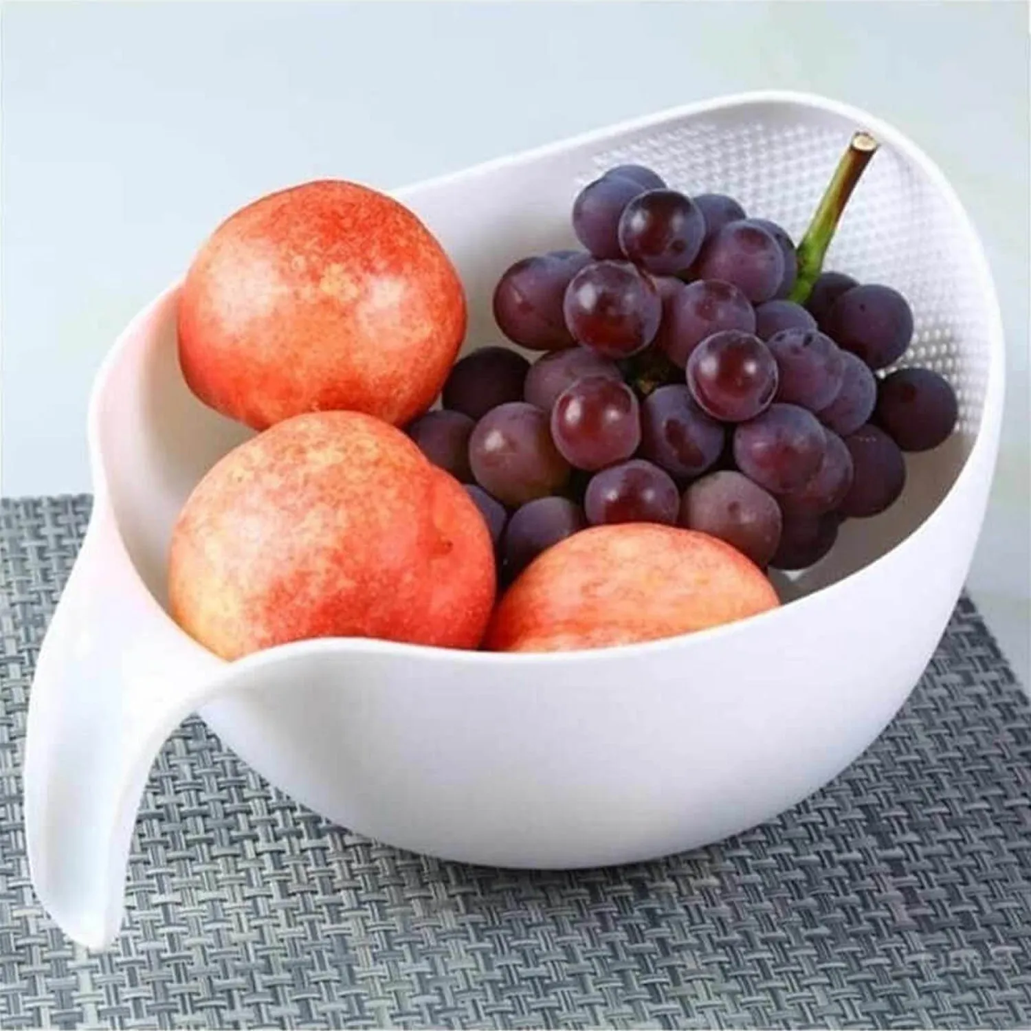 2014 Plastic Rice Bowl / Food Strainer Thick Drain Basket with Handle for Rice, Vegetable & Fruit. (1Pc)