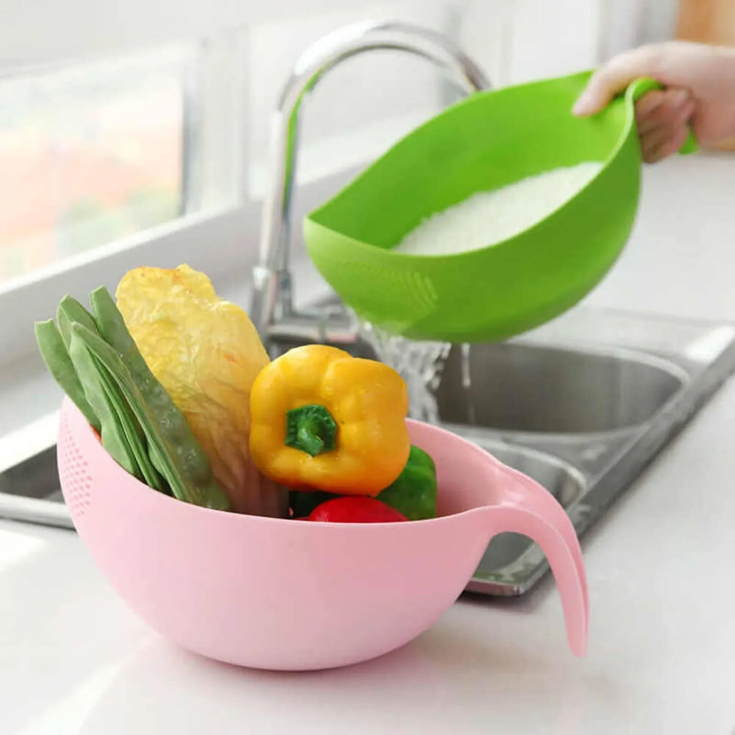 2014 Plastic Rice Bowl / Food Strainer Thick Drain Basket with Handle for Rice, Vegetable & Fruit. (1Pc)