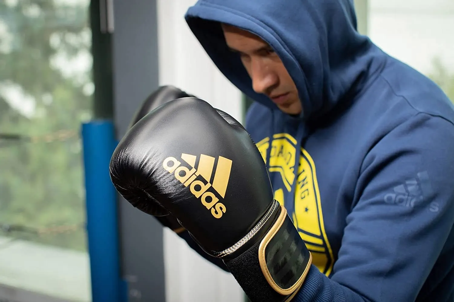 adidas Home Bundle Deal Bag   Hybrid 80 and Inner Gloves
