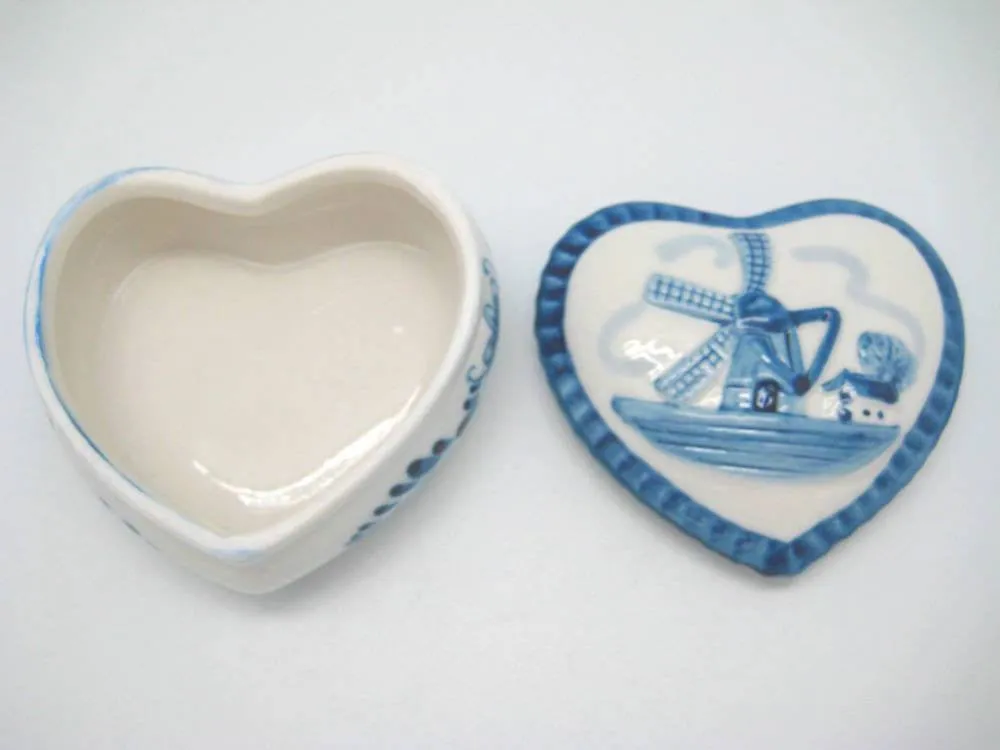 Blue & White Ring Box Embossed Windmill Design
