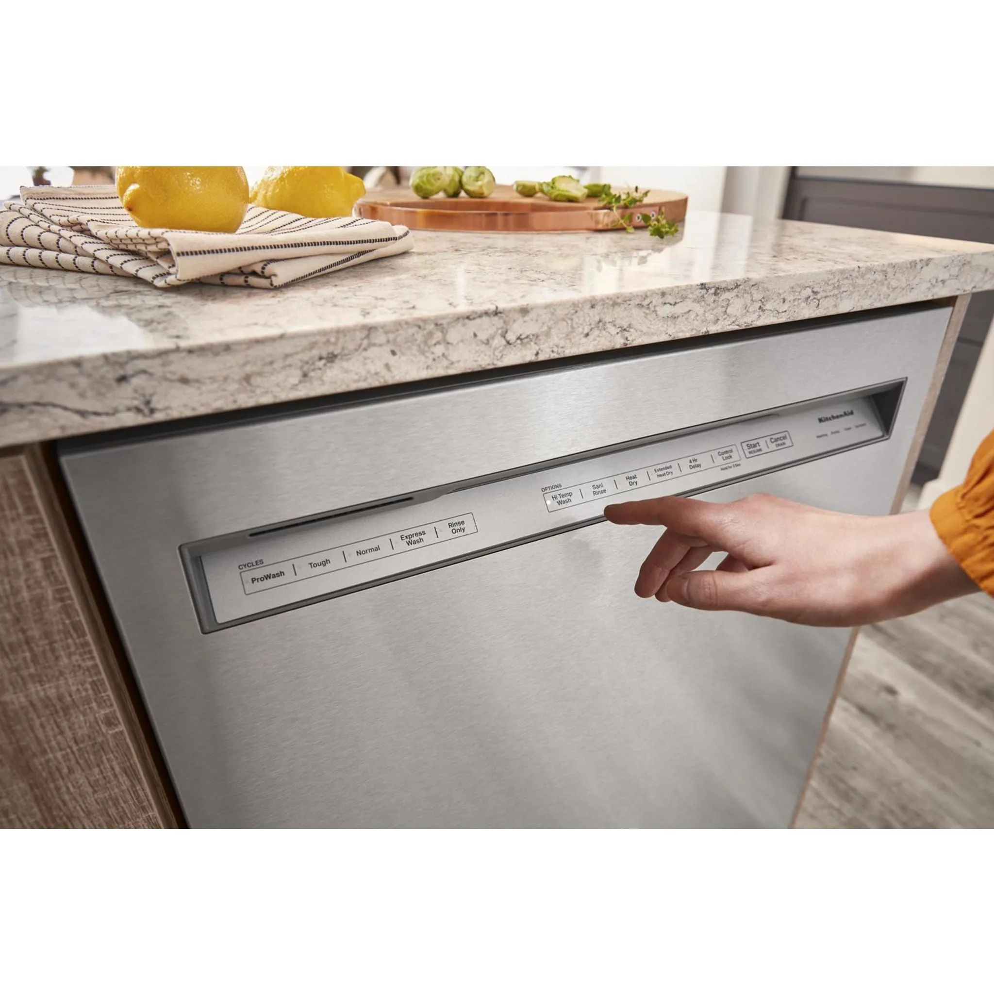 KitchenAid  44 dBA Dishwasher in PrintShield Finish with FreeFlex Third Rack (KDFM404KPS)