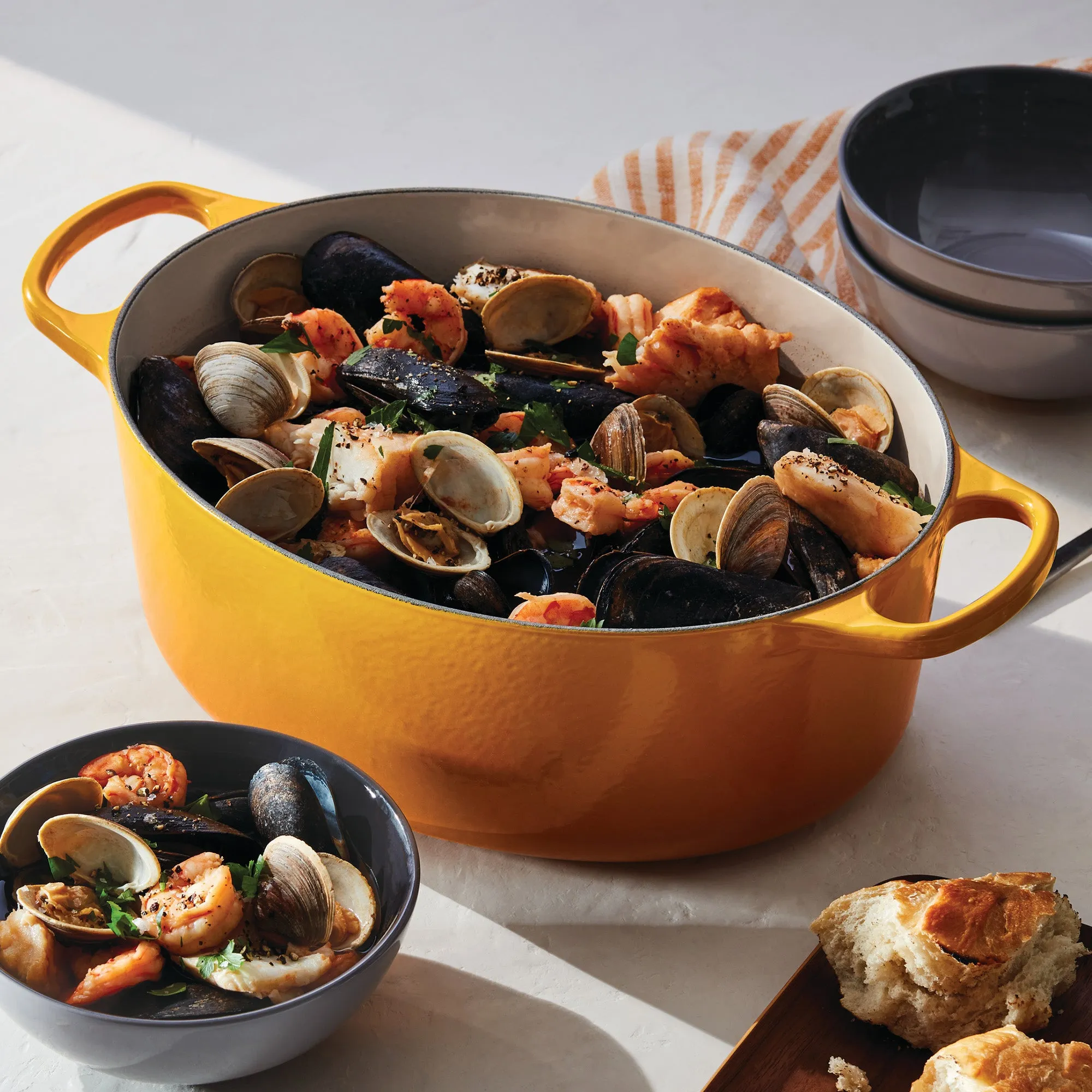 Le Creuset Signature Cast Iron Oval Casserole