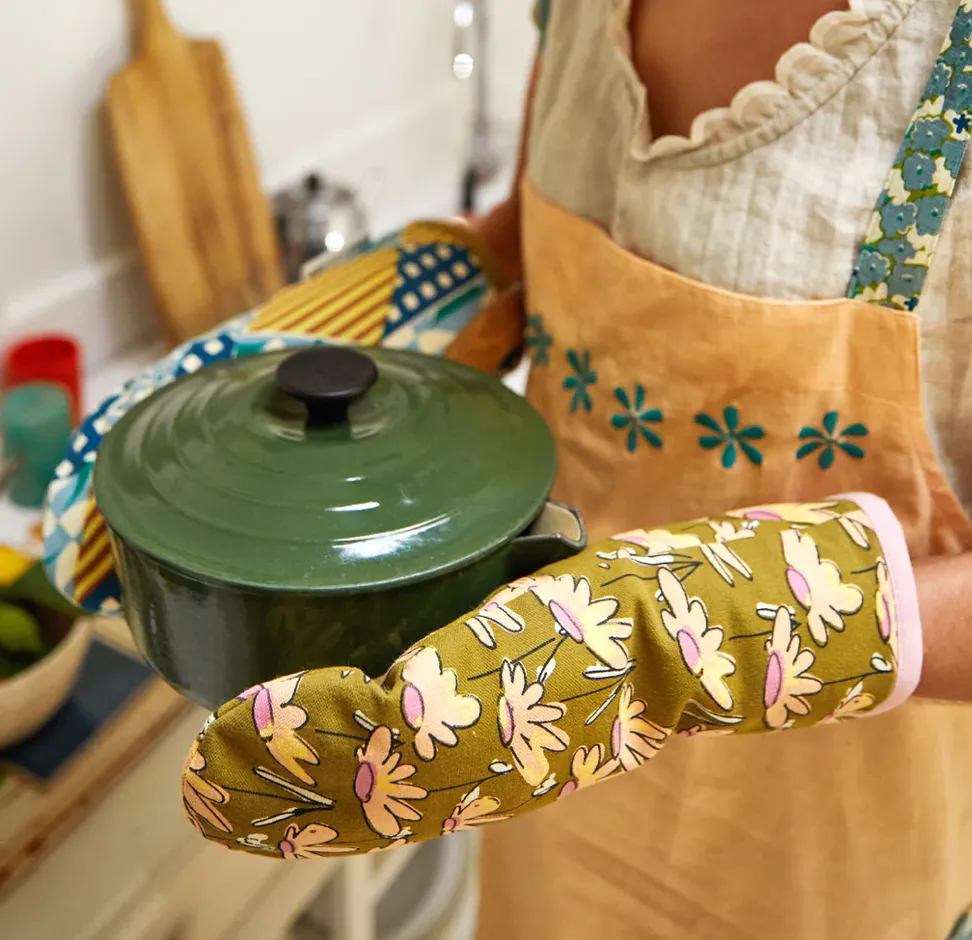 Sage and Clare Oven Mitt Range
