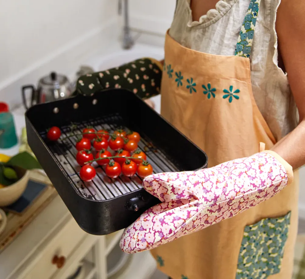 Sage and Clare Oven Mitt Range